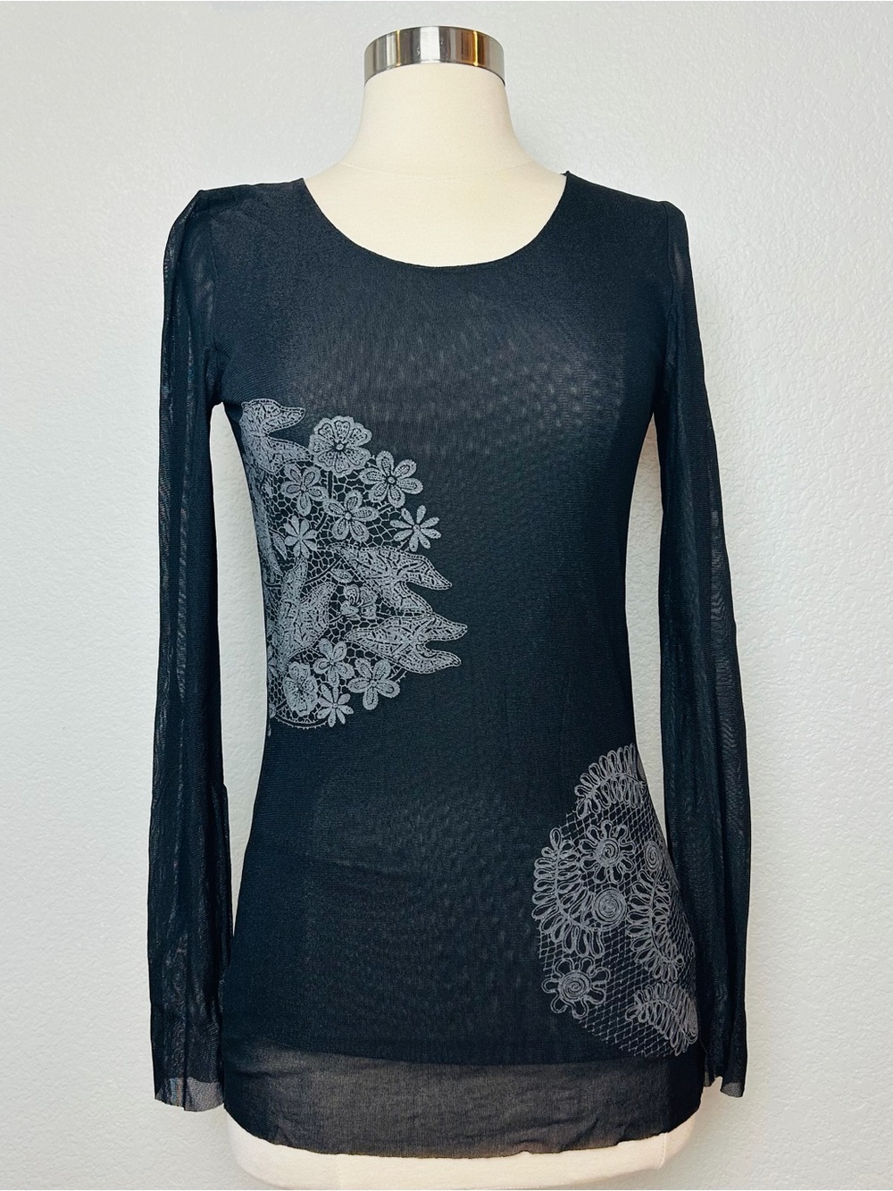 Creola Top Shirt Womens Size S Charcoal Sheer Lined Stretch Made In Italy